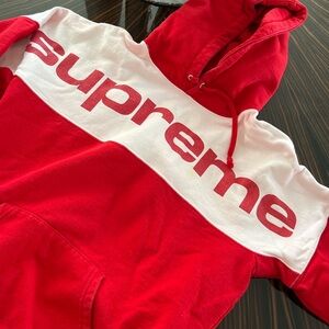 Supreme hoodie men’s size medium
